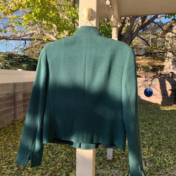 AKRIS green 100% wool zipper jacket size 10 - Picture 2 of 16